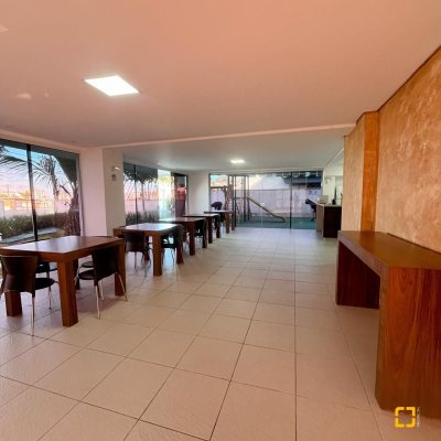 Apartamentos com 60m², 2 quartos, 1 suíte, 1 garagem, no bairro Areias em São José