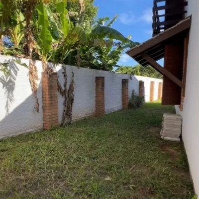 Casa Residencial com 120m², 3 quartos, 3 garagens, no bairro Campeche em Florianópolis