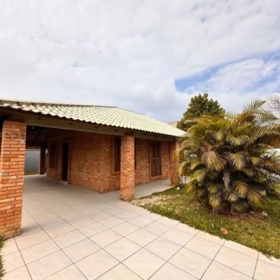 Casa Residencial com 120m², 3 quartos, 3 garagens, no bairro Campeche em Florianópolis