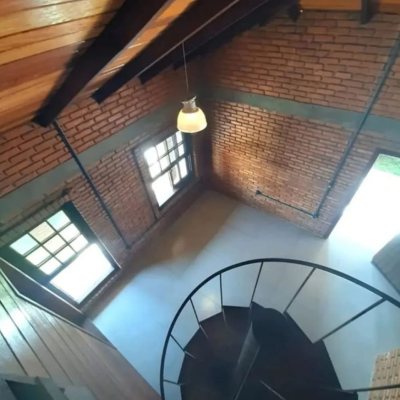 Casa Residencial com 120m², 3 quartos, 3 garagens, no bairro Campeche em Florianópolis