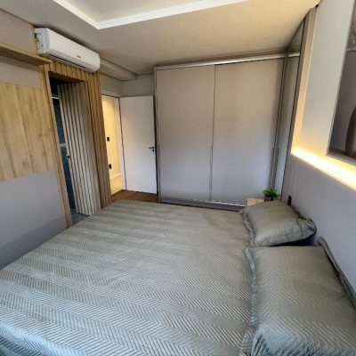 Casa em Condomínio com 185m², 3 quartos, 3 suítes, 2 garagens, no bairro Cachoeira Do Bom Jesus em Florianópolis