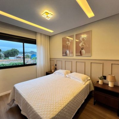 Casa em Condomínio com 185m², 3 quartos, 3 suítes, 2 garagens, no bairro Cachoeira Do Bom Jesus em Florianópolis