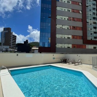 Apartamentos com 59m², 2 quartos, 1 garagem, no bairro Centro em Florianópolis