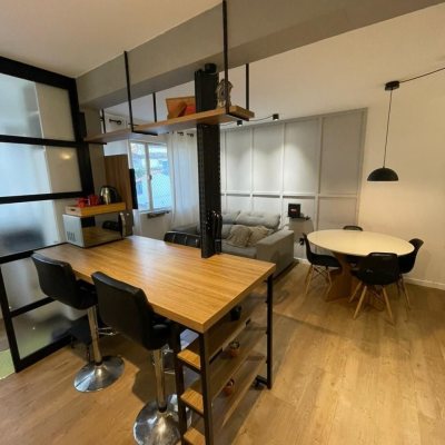 Apartamentos com 59m², 2 quartos, 1 garagem, no bairro Centro em Florianópolis