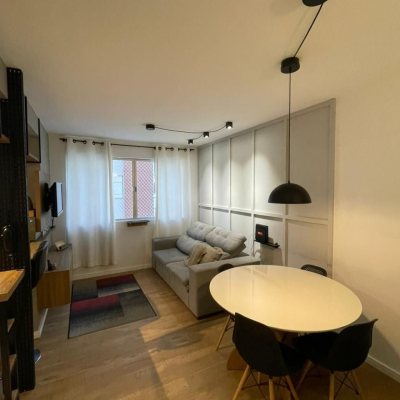 Apartamentos com 59m², 2 quartos, 1 garagem, no bairro Centro em Florianópolis