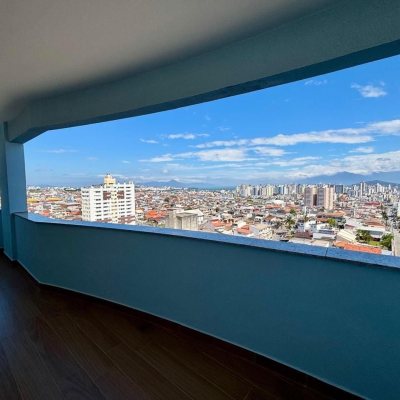 Apartamentos com 92m², 2 quartos, 1 suíte, 2 garagens, no bairro Barreiros em São José