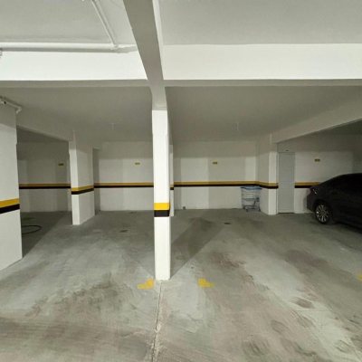 Apartamentos com 92m², 2 quartos, 1 suíte, 2 garagens, no bairro Barreiros em São José
