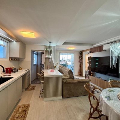 Apartamentos com 92m², 2 quartos, 1 suíte, 2 garagens, no bairro Barreiros em São José