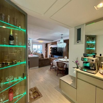 Apartamentos com 92m², 2 quartos, 1 suíte, 2 garagens, no bairro Barreiros em São José