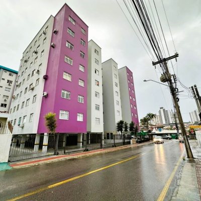 Apartamentos com 56m², 2 quartos, no bairro Barreiros em São José