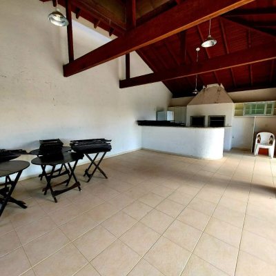 Apartamentos com 104m², 3 quartos, 1 suíte, 2 garagens, no bairro Jurerê em Florianópolis