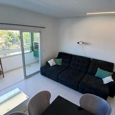 Apartamentos com 104m², 3 quartos, 1 suíte, 2 garagens, no bairro Jurerê em Florianópolis