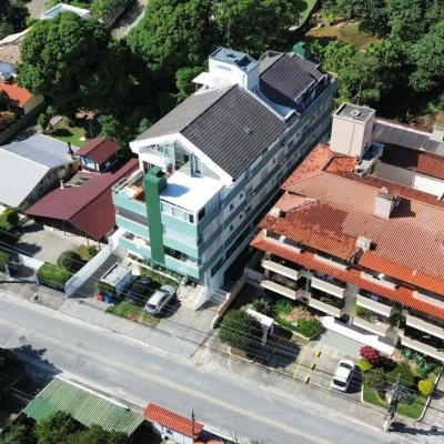 Apartamentos com 104m², 3 quartos, 1 suíte, 2 garagens, no bairro Jurerê em Florianópolis