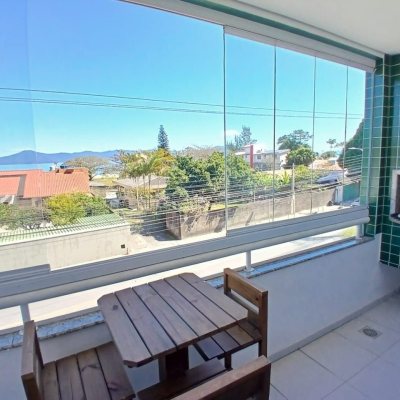 Apartamentos com 104m², 3 quartos, 1 suíte, 2 garagens, no bairro Jurerê em Florianópolis