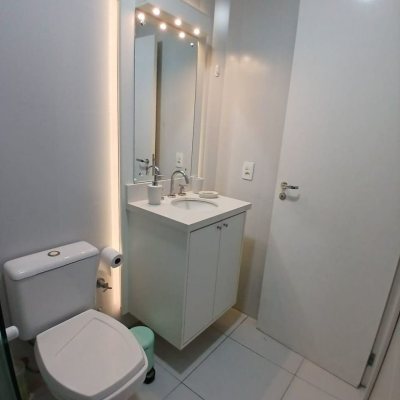 Apartamentos com 104m², 3 quartos, 1 suíte, 2 garagens, no bairro Jurerê em Florianópolis