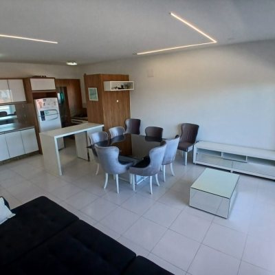 Apartamentos com 104m², 3 quartos, 1 suíte, 2 garagens, no bairro Jurerê em Florianópolis