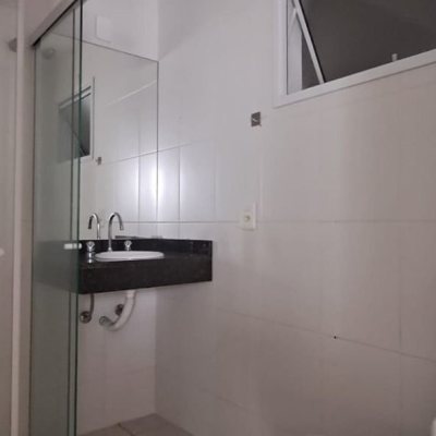Apartamentos com 67m², 2 quartos, 1 suíte, 1 garagem, no bairro Canasvieiras em Florianópolis