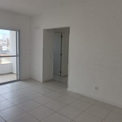 Apartamentos com 67m², 2 quartos, 1 suíte, 1 garagem, no bairro Canasvieiras em Florianópolis