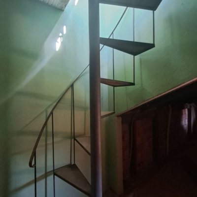 Casa Residencial com 195m², 3 quartos, 1 suíte, 2 garagens, no bairro Campeche em Florianópolis