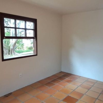 Casa em Condomínio com 200m², 4 quartos, 1 suíte, 3 garagens, no bairro Ingleses do Rio Vermelho em Florianópolis