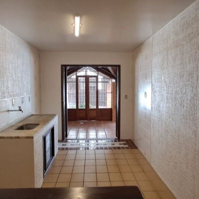 Casa em Condomínio com 200m², 4 quartos, 1 suíte, 3 garagens, no bairro Ingleses do Rio Vermelho em Florianópolis