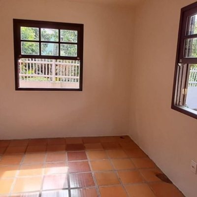 Casa em Condomínio com 200m², 4 quartos, 1 suíte, 3 garagens, no bairro Ingleses do Rio Vermelho em Florianópolis