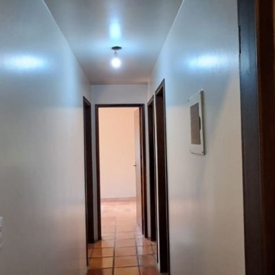 Casa em Condomínio com 200m², 4 quartos, 1 suíte, 3 garagens, no bairro Ingleses do Rio Vermelho em Florianópolis