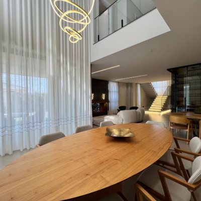 Casa em Condomínio com 404m², 4 quartos, 4 suítes, 2 garagens, no bairro Ingleses em Floranópolis