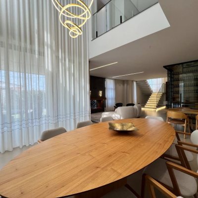Casa em Condomínio com 404m², 4 quartos, 4 suítes, 2 garagens, no bairro Ingleses em Floranópolis