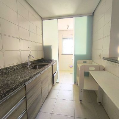 Apartamentos com 61m², 2 quartos, 1 garagem, no bairro Barreiros em São José