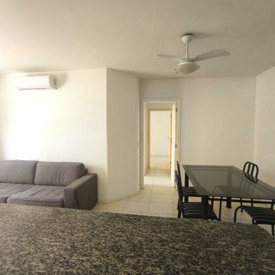 Apartamentos com 61m², 2 quartos, 1 garagem, no bairro Barreiros em São José