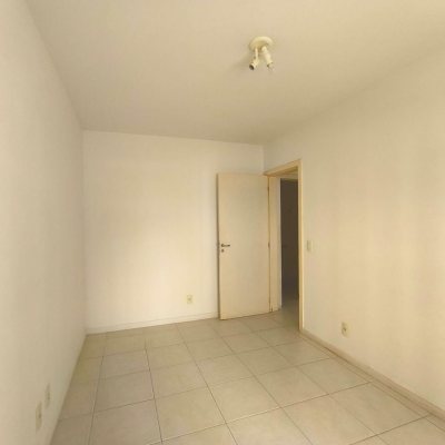 Apartamentos com 61m², 2 quartos, 1 garagem, no bairro Barreiros em São José