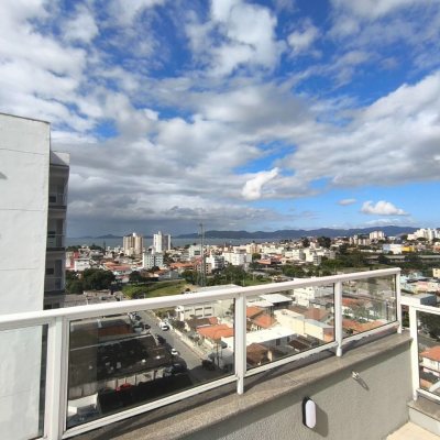 Apartamentos com 61m², 2 quartos, 1 garagem, no bairro Barreiros em São José