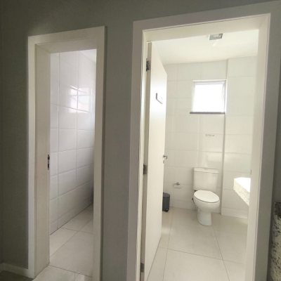 Apartamentos com 61m², 2 quartos, 1 garagem, no bairro Barreiros em São José