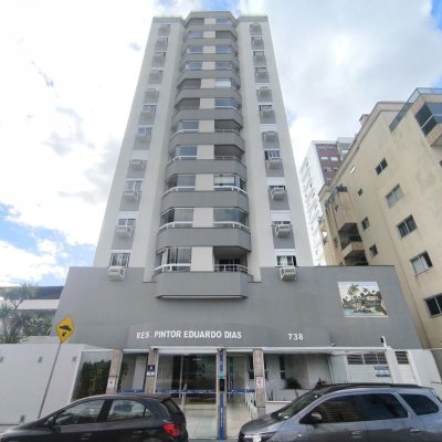 Apartamentos com 61m², 2 quartos, 1 garagem, no bairro Barreiros em São José