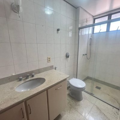 Apartamentos com 78m², 2 quartos, 1 suíte, 1 garagem, no bairro Centro em Florianópolis