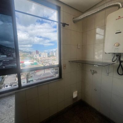Apartamentos com 78m², 2 quartos, 1 suíte, 1 garagem, no bairro Centro em Florianópolis