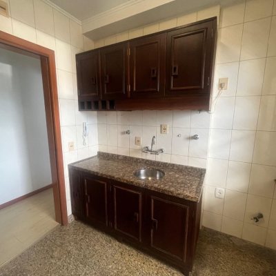 Apartamentos com 78m², 2 quartos, 1 suíte, 1 garagem, no bairro Centro em Florianópolis