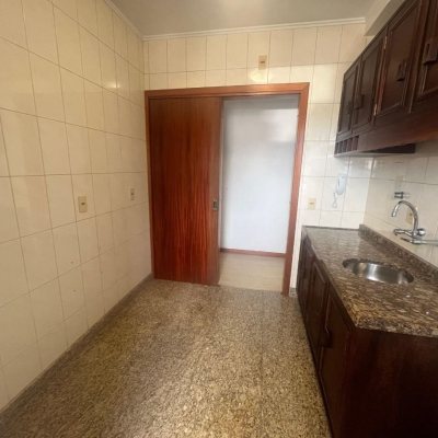 Apartamentos com 78m², 2 quartos, 1 suíte, 1 garagem, no bairro Centro em Florianópolis