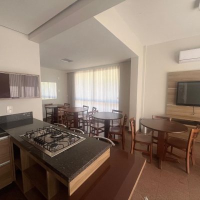 Apartamentos com 78m², 2 quartos, 1 suíte, 1 garagem, no bairro Centro em Florianópolis