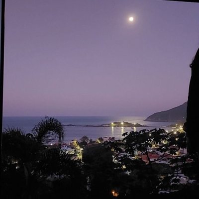 Casa Residencial com 180m², 3 quartos, no bairro Armação do Pântano do Sul em Florianópolis