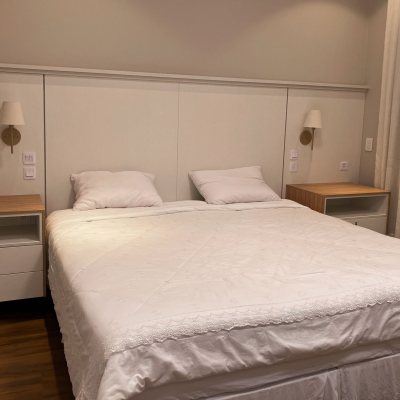 Casa Residencial com 400m², 4 quartos (sendo 4 suítes), 4 garagens, no bairro Jurerê Internacional em Florianópolis