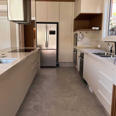 Casa Residencial com 400m², 4 quartos (sendo 4 suítes), 4 garagens, no bairro Jurerê Internacional em Florianópolis