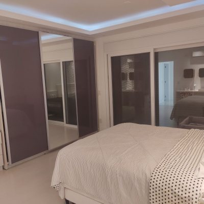 Casa Residencial com 995m², 9 quartos, 8 suítes, 4 garagens, no bairro Jurerê Internacional em Florianópolis