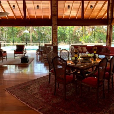 Casa Residencial com 355m², 3 quartos, 2 suítes, 2 garagens, no bairro Jurerê Internacional em Florianópolis