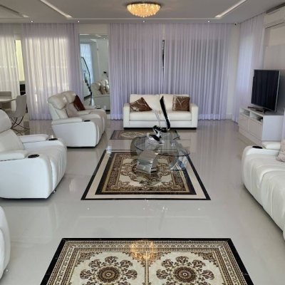 Casa Residencial com 739m², 4 quartos, 4 suítes, 4 garagens, no bairro Jurerê Internacional em Florianópolis