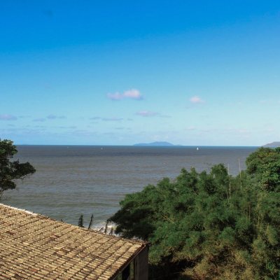 Casa Residencial com 160m², 3 quartos, 3 suítes, 2 garagens, no bairro Jurerê Internacional em Florianópolis