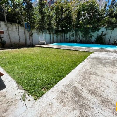 Casa Residencial com 450m², 4 quartos, 3 suítes, 4 garagens, no bairro Jurerê em Florianópolis