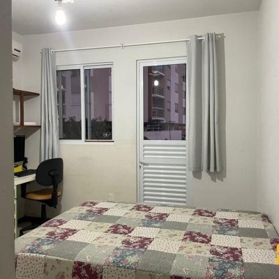 Casa Residencial com 450m², 4 quartos, 3 suítes, 4 garagens, no bairro Jurerê em Florianópolis