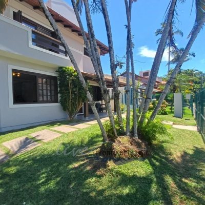 Casa Residencial com 200m², 4 quartos, 1 suíte, 3 garagens, no bairro Jurerê Internacional em Florianópolis